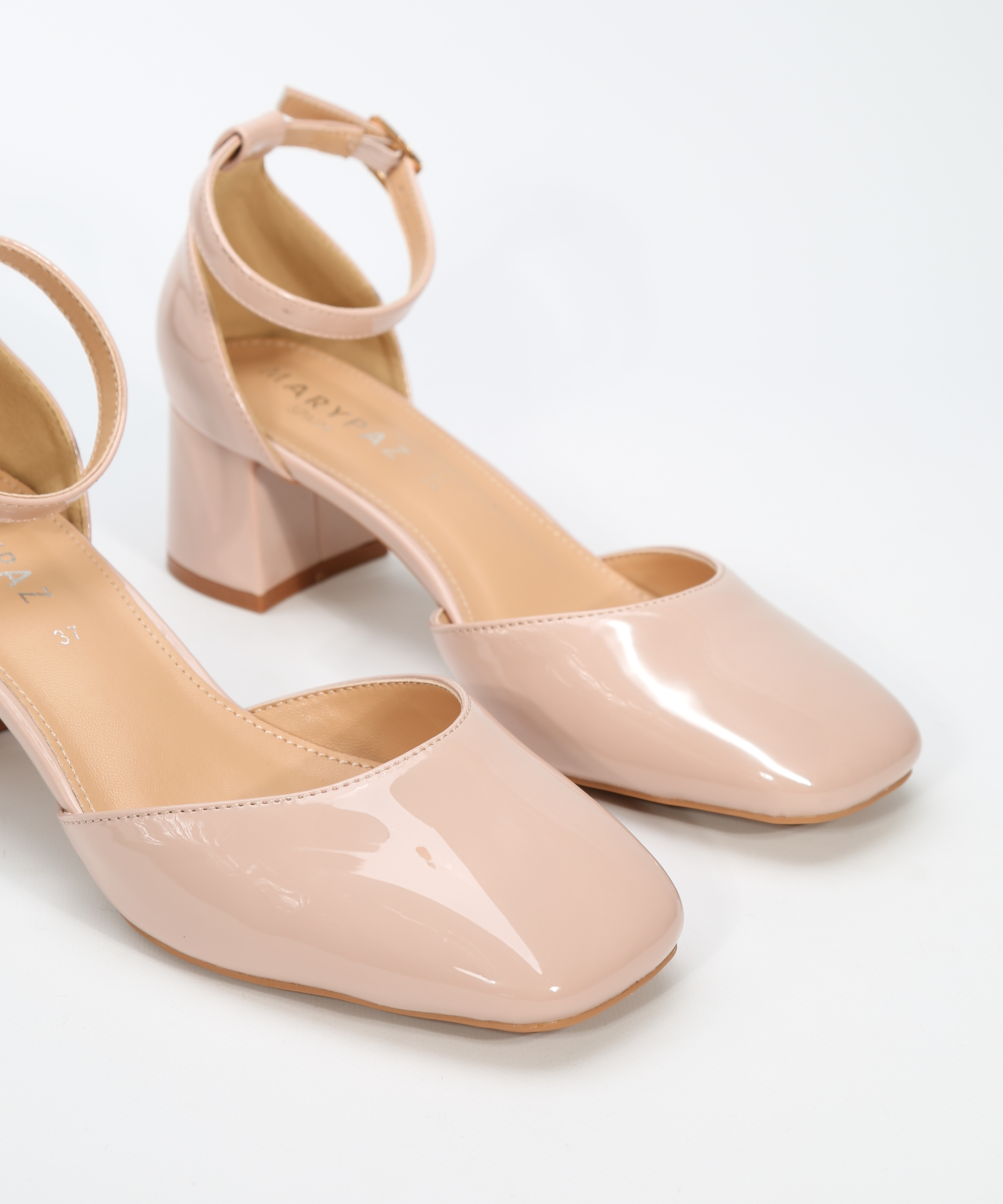 Sapatos salto pulseira image number null